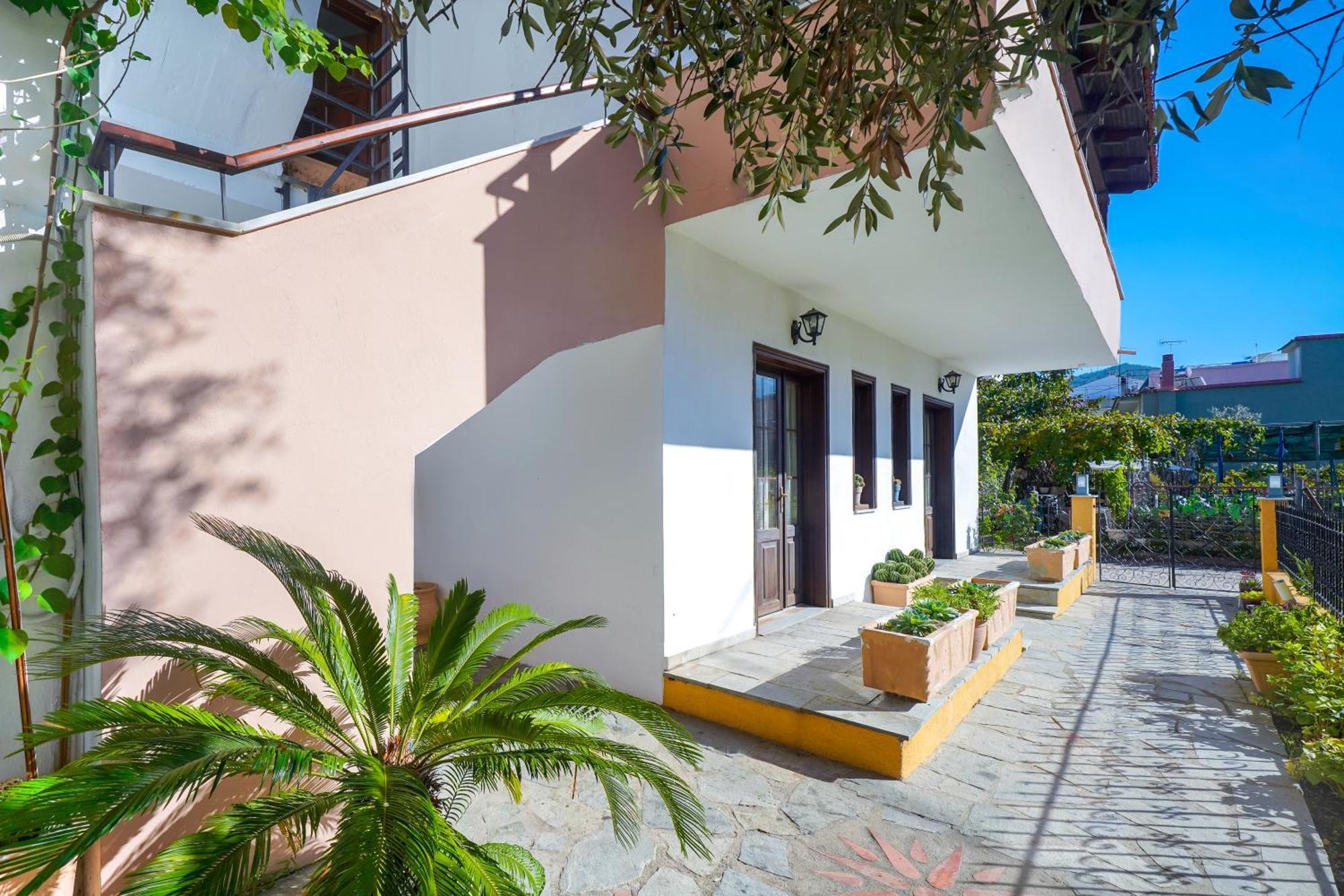 Penelopi Apartments ลีเมนาส ภายนอก รูปภาพ